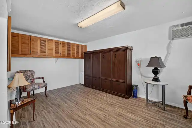 Listing Photo 75