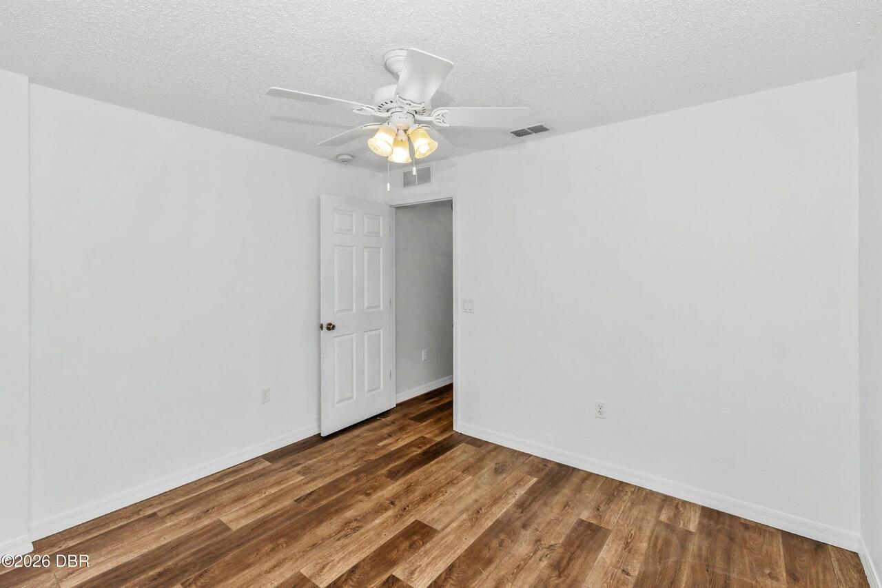 Listing Photo 26