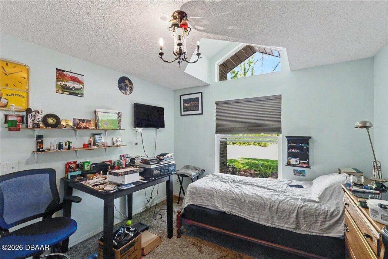 Listing Photo 32