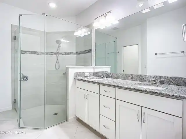 Listing Photo 33