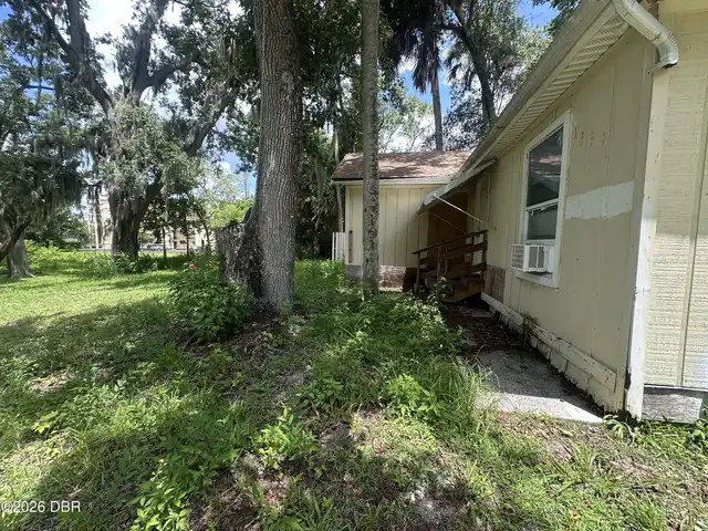 Listing Photo 16