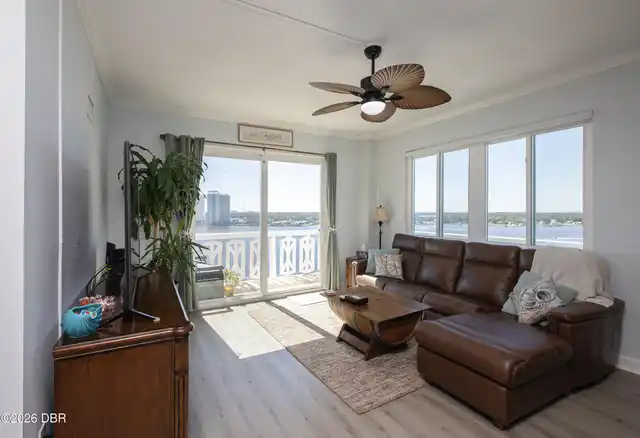 Listing Photo 17