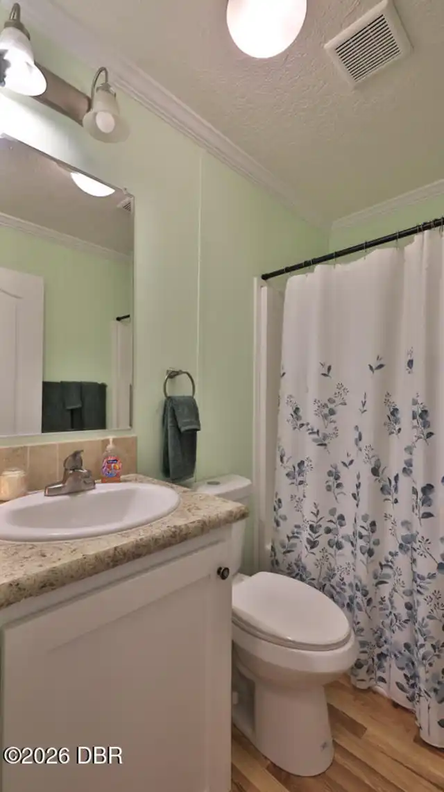 Listing Photo 17