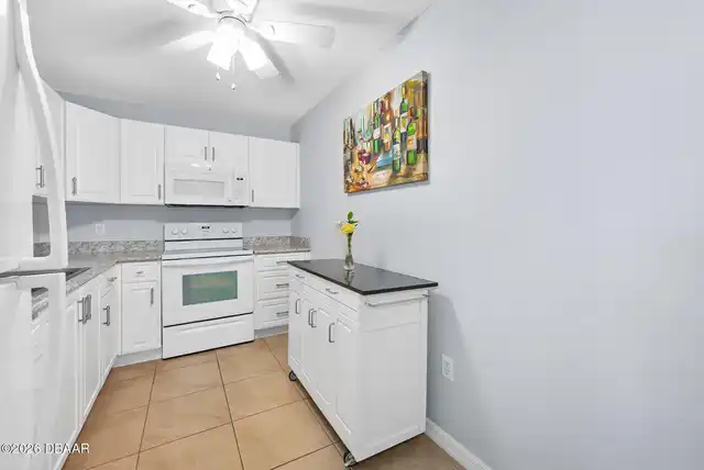 Listing Photo 6