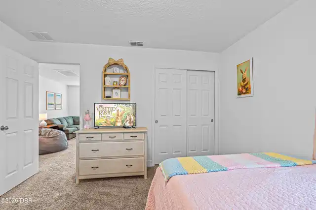 Listing Photo 28