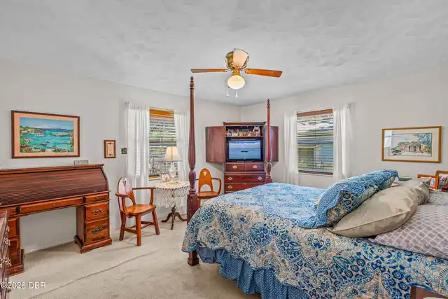 Listing Photo 17