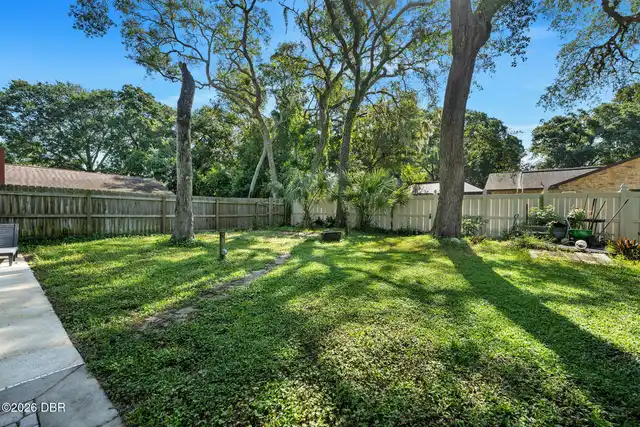 Listing Photo 18