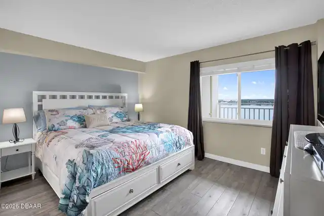 Listing Photo 18