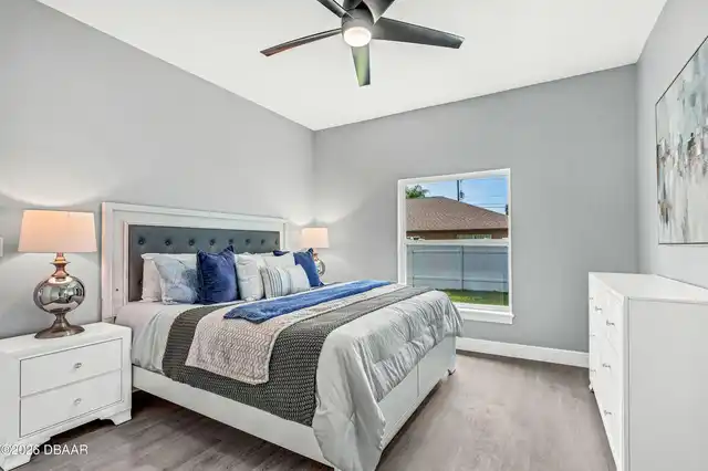Listing Photo 15