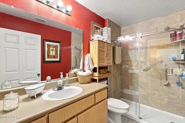 Listing Photo 15
