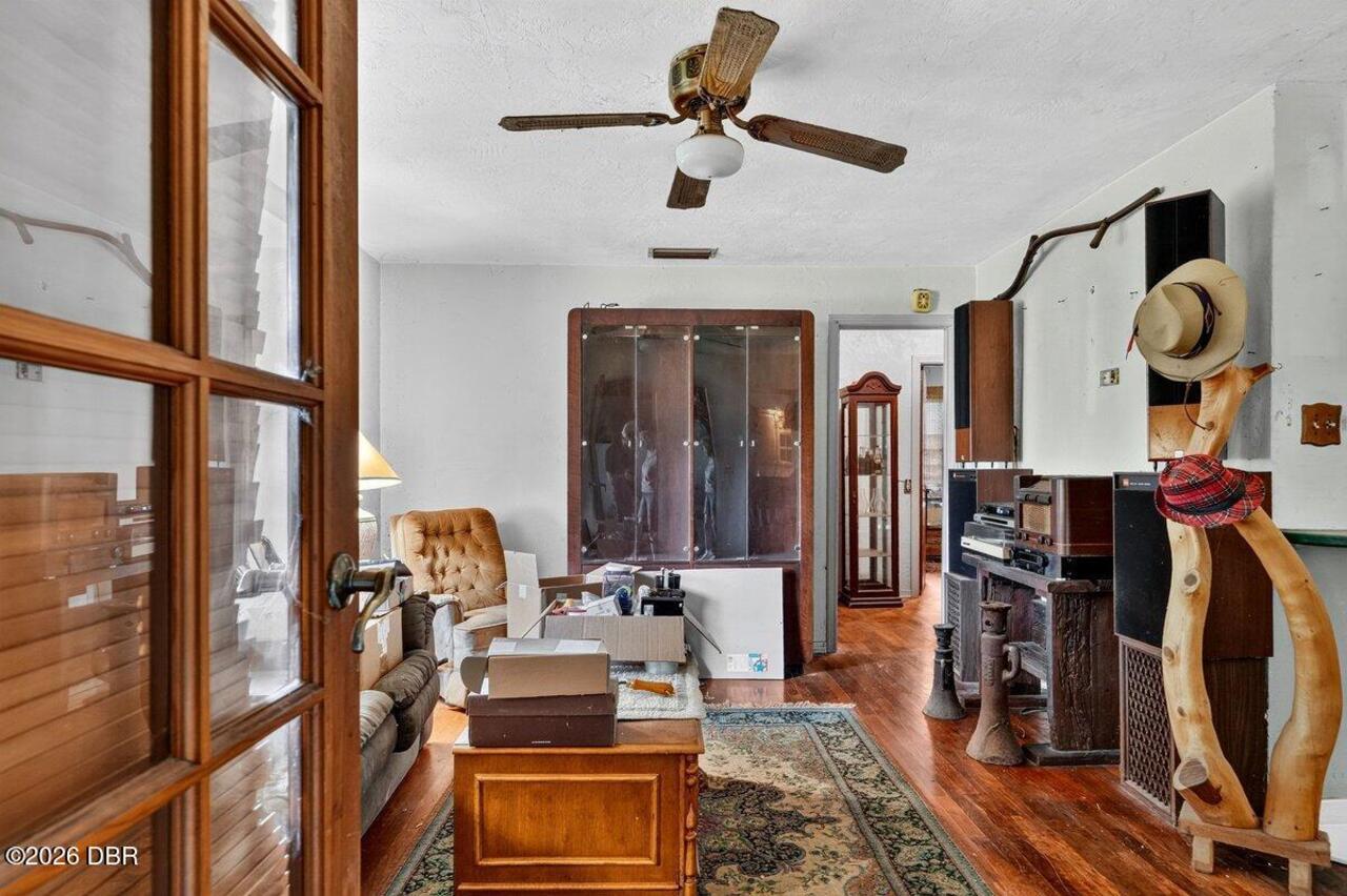 Listing Photo 5