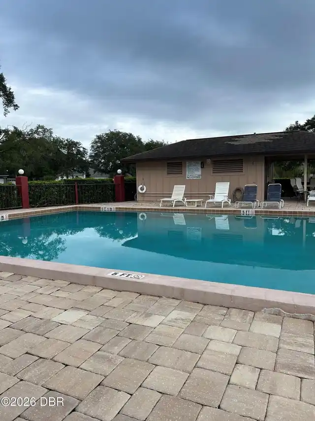 Listing Photo 10