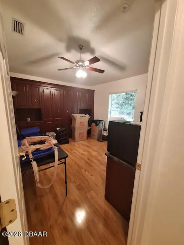 Listing Photo 15
