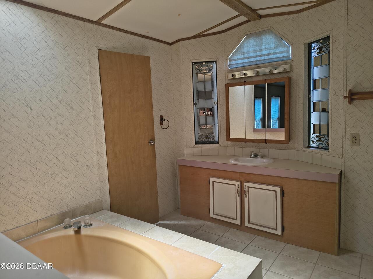 Listing Photo 13