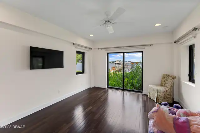Listing Photo 47