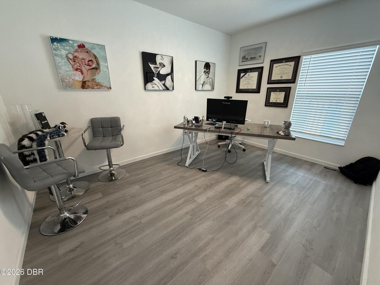 Listing Photo 10