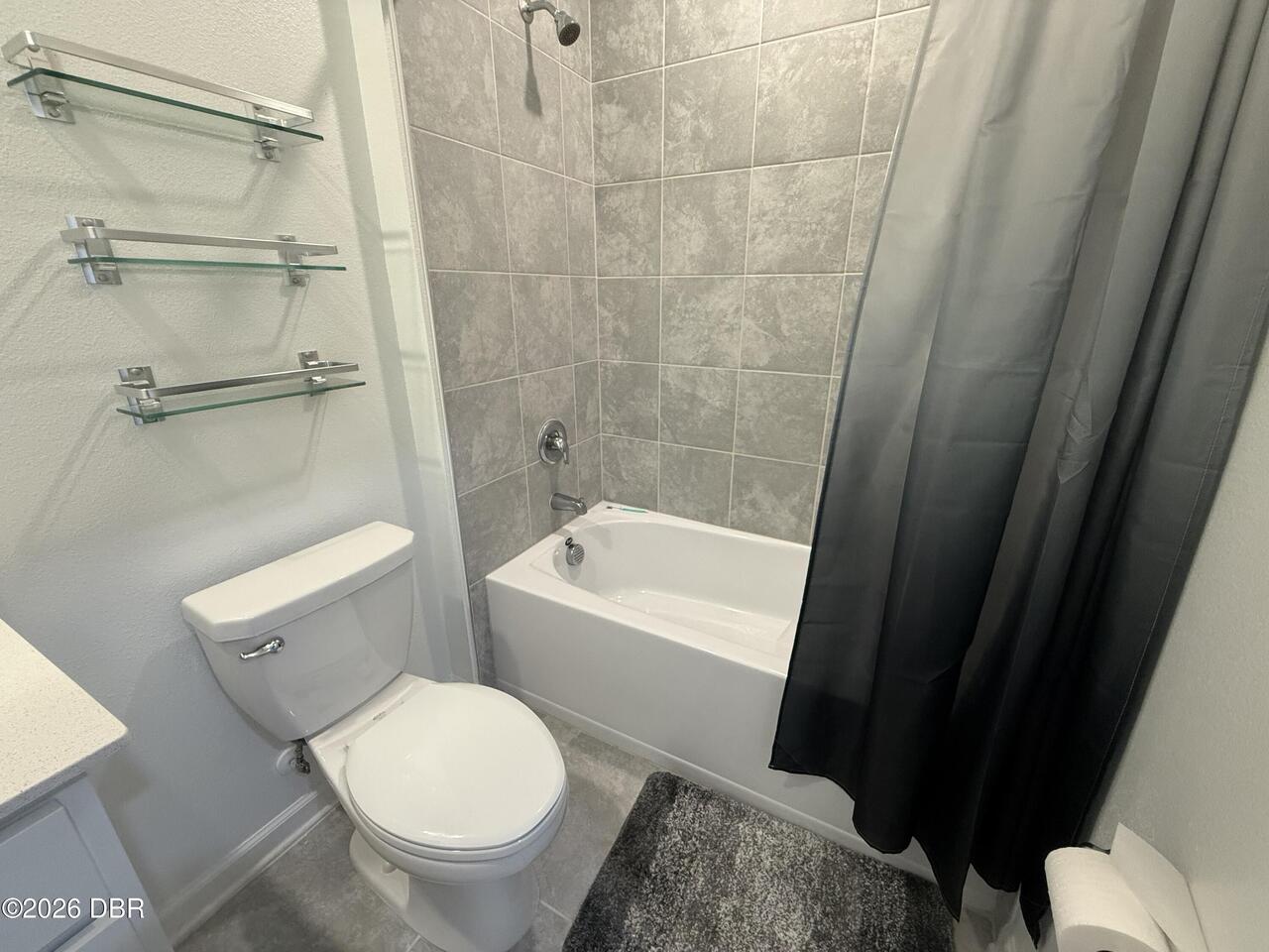 Listing Photo 11