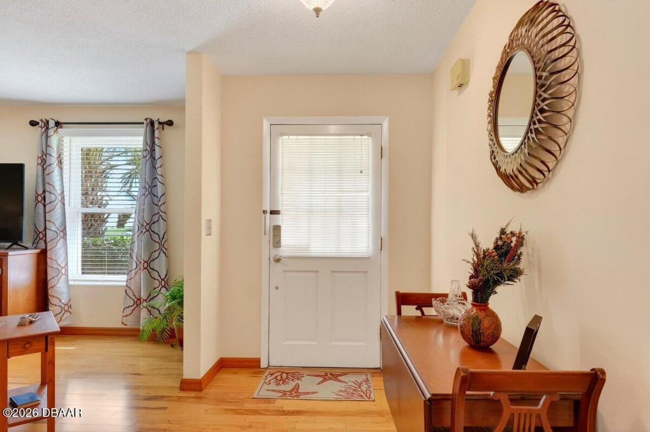 Listing Photo 7