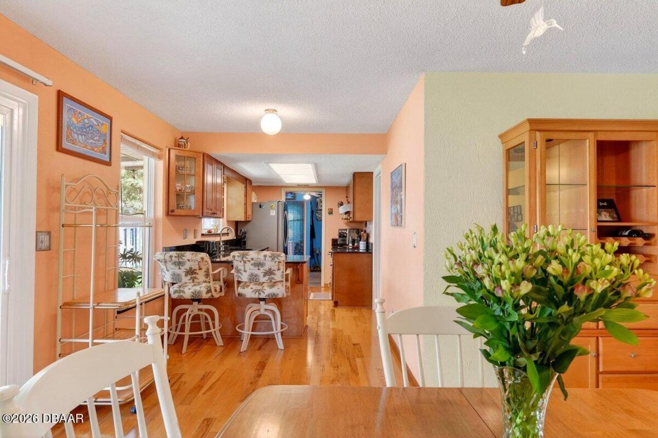 Listing Photo 17