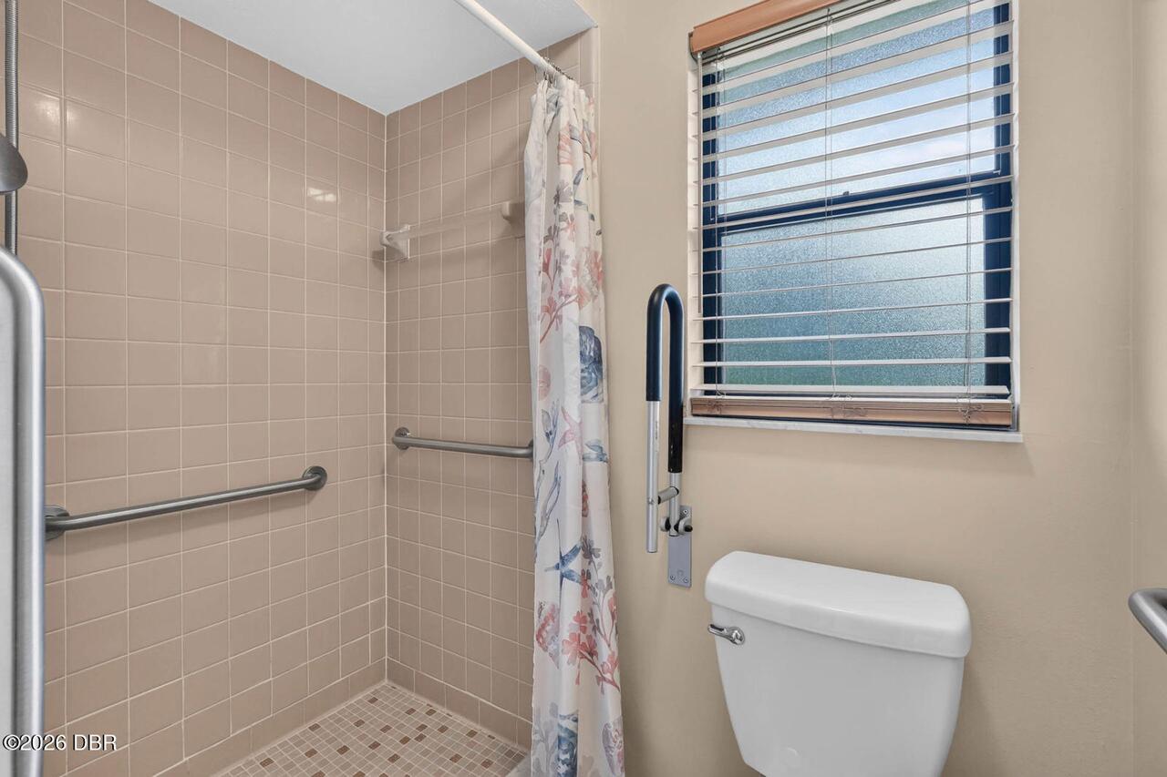 Listing Photo 24