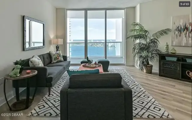 Listing Photo 9