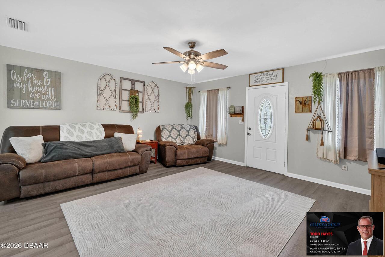 Listing Photo 8