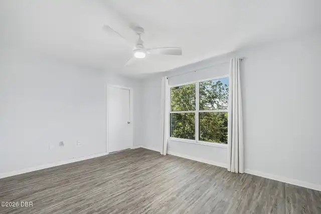 Listing Photo 20