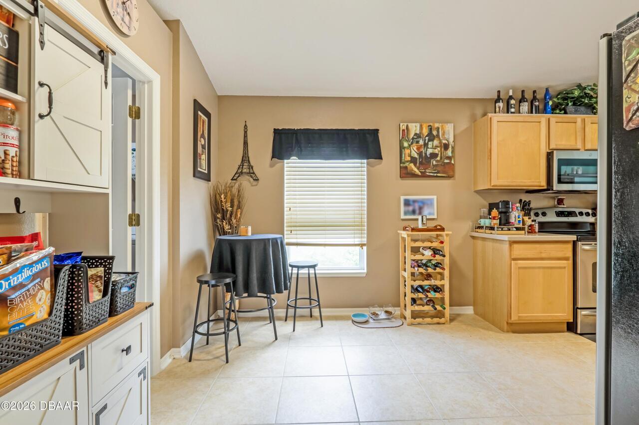 Listing Photo 8