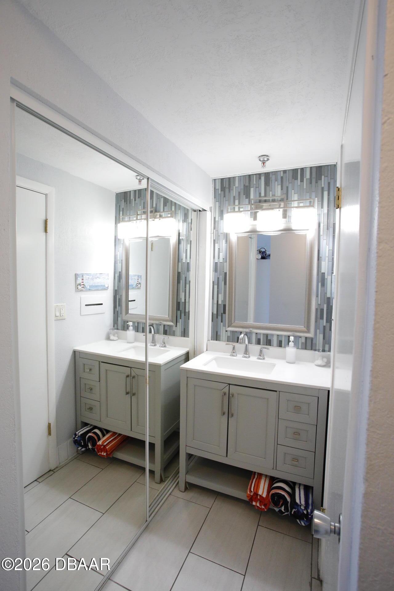 Listing Photo 12