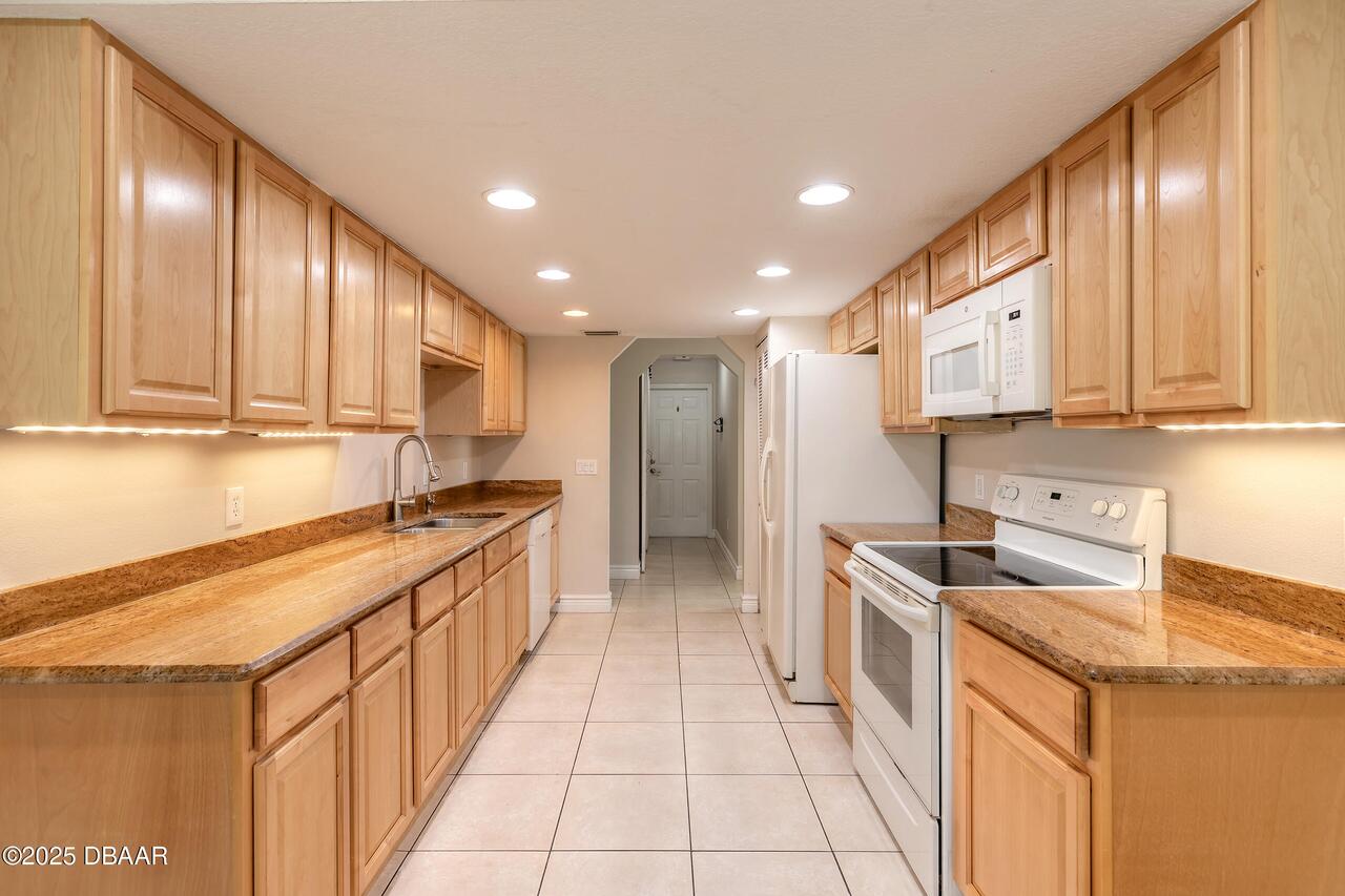 Listing Photo 16