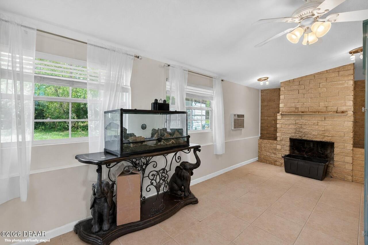 Listing Photo 8