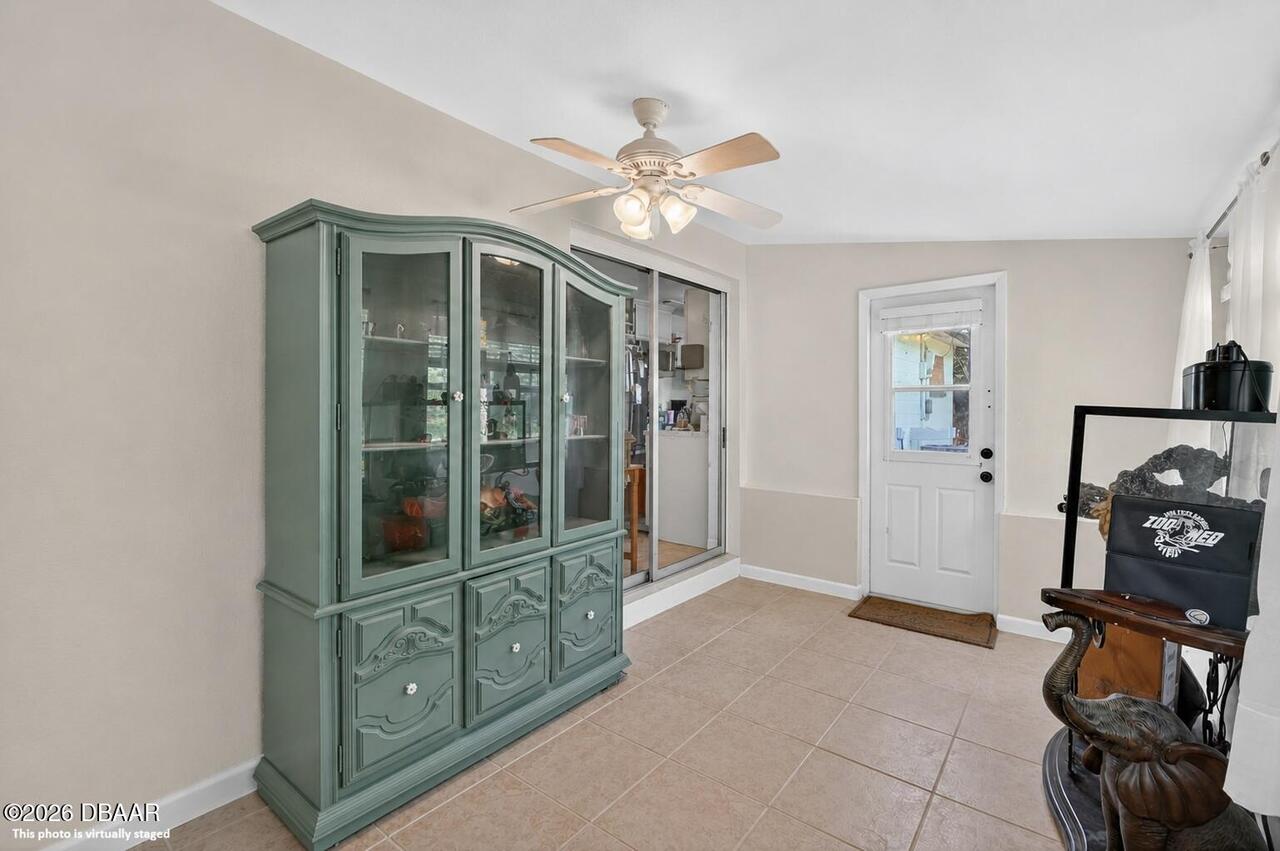 Listing Photo 9