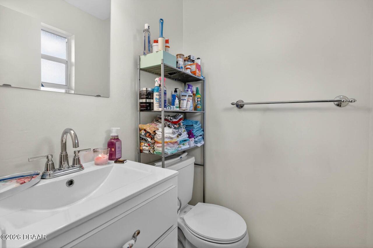 Listing Photo 12