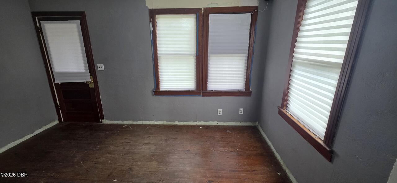 Listing Photo 16