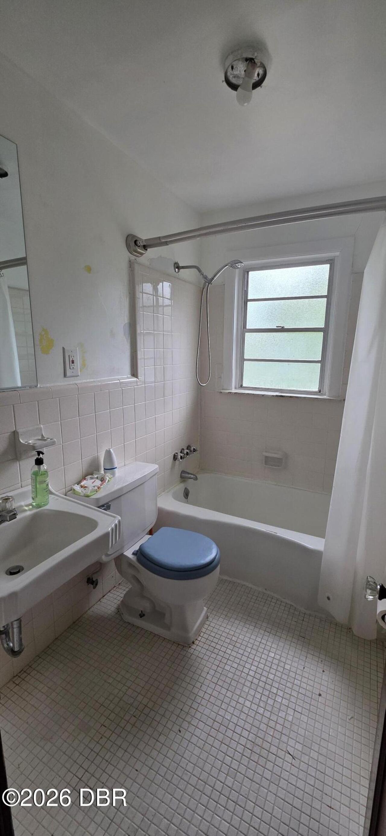 Listing Photo 17