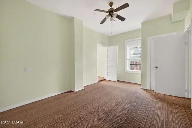 Listing Photo 9