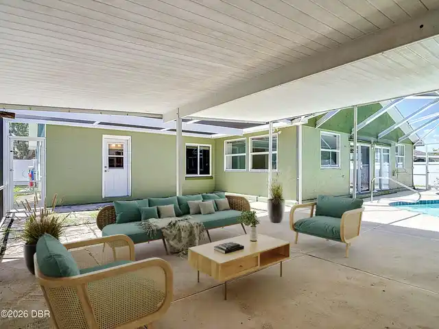 Listing Photo 7