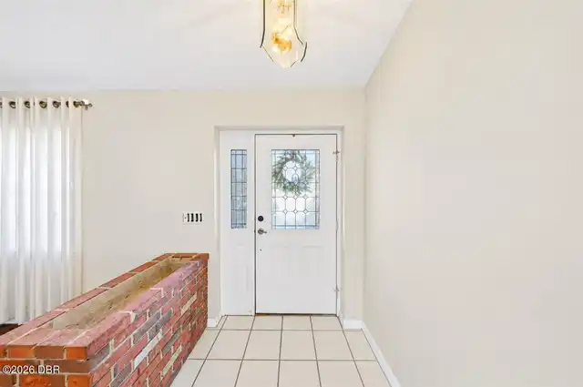 Listing Photo 6