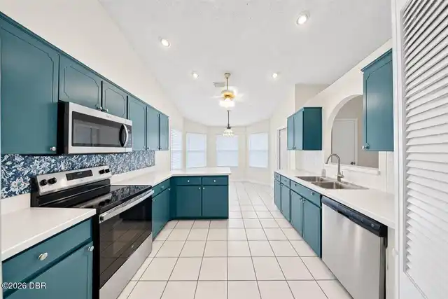 Listing Photo 19