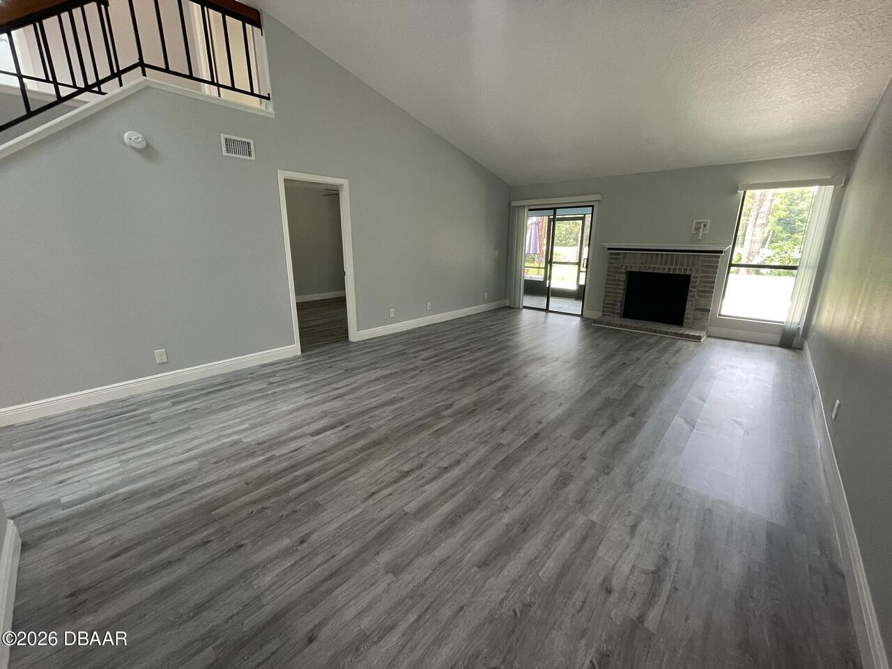 Listing Photo 14