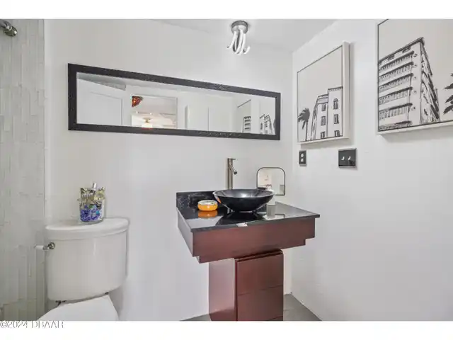 Listing Photo 13