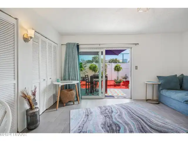 Listing Photo 15