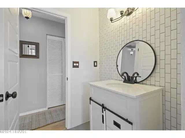 Listing Photo 29