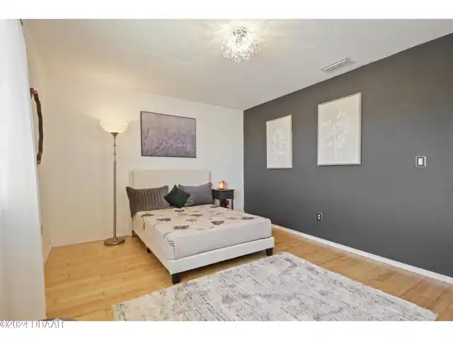 Listing Photo 31