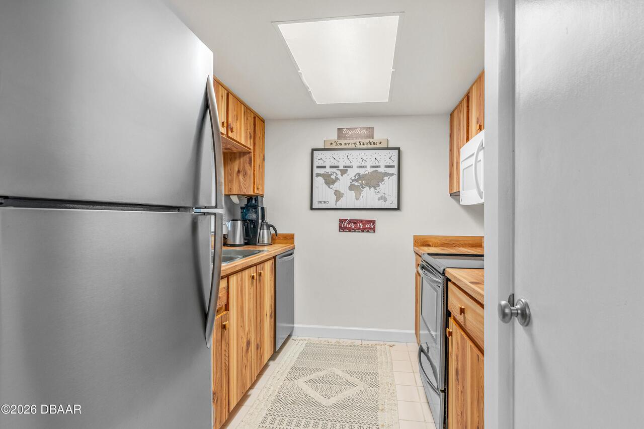 Listing Photo 9