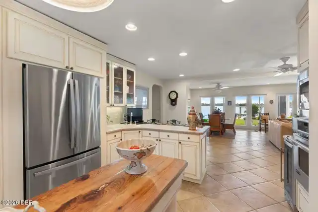 Listing Photo 15