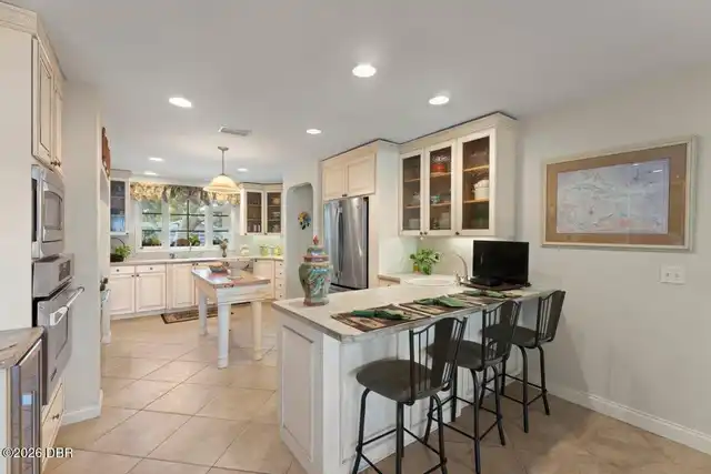 Listing Photo 16