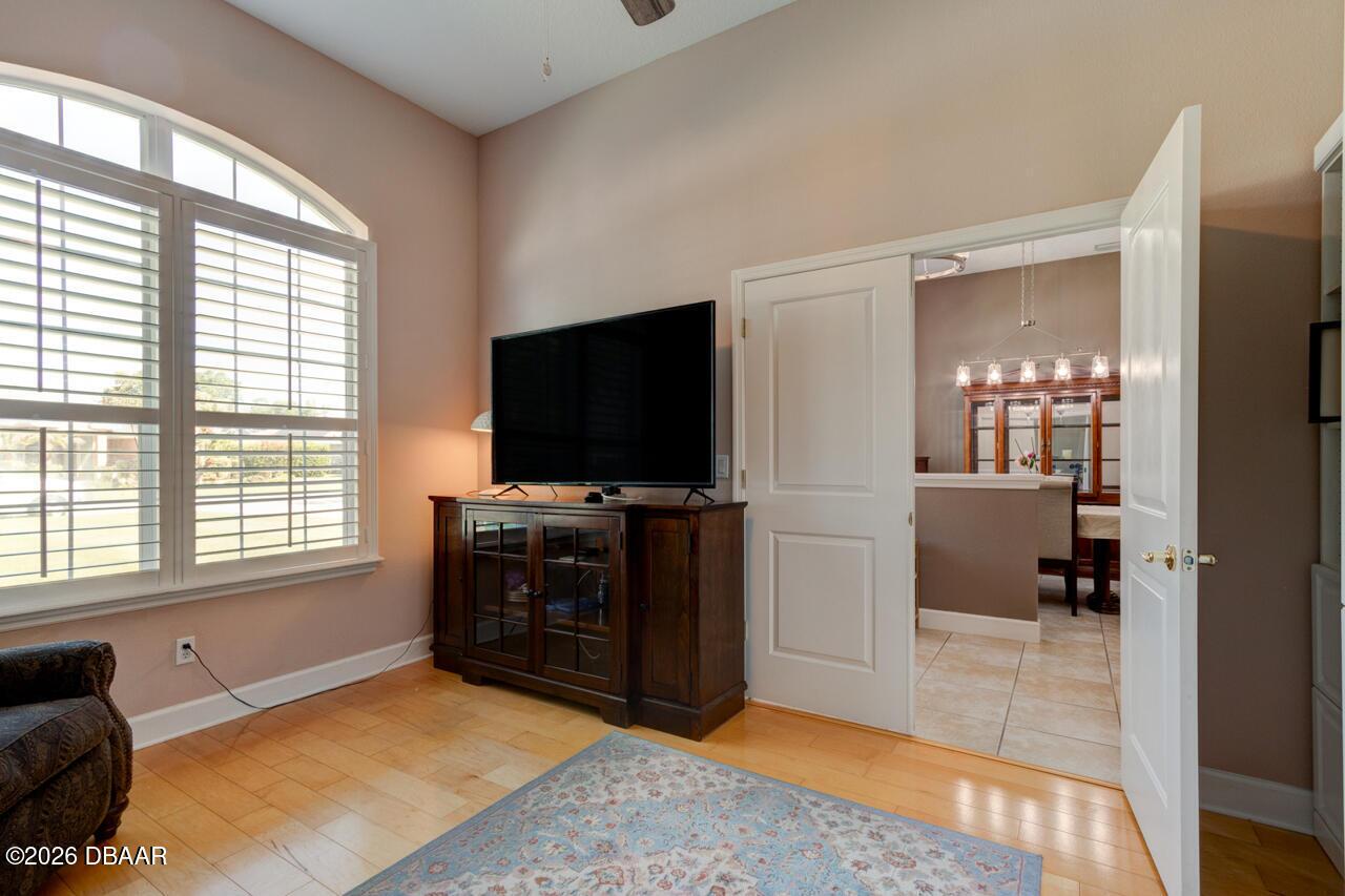 Listing Photo 21