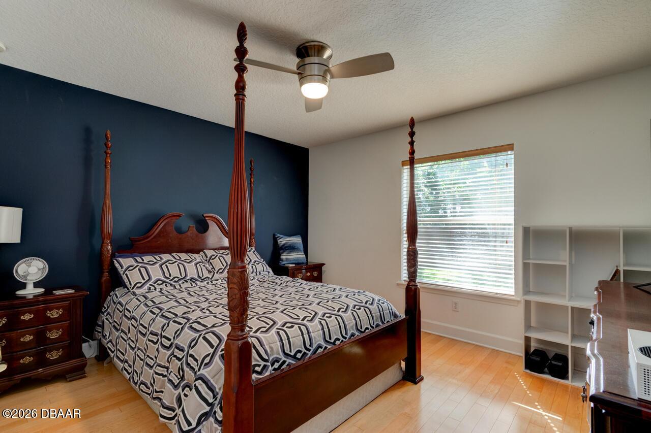Listing Photo 33