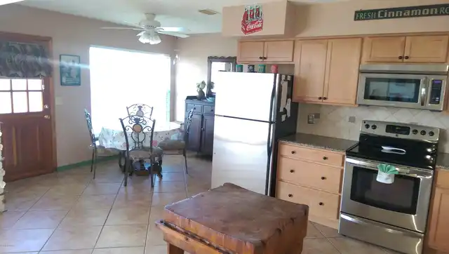 Listing Photo 5